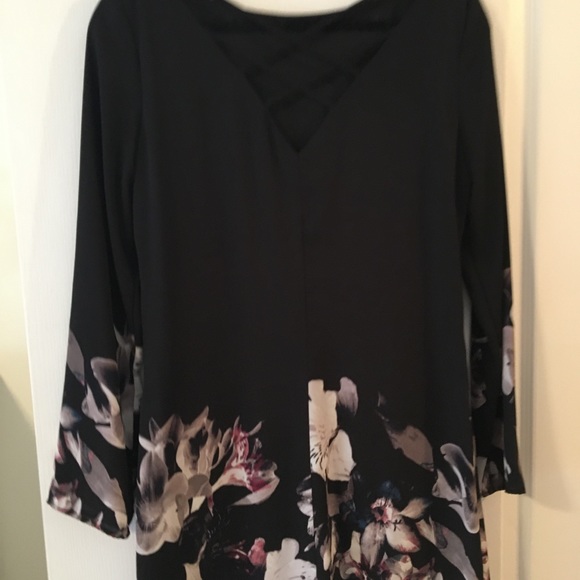 Floral print dress - Picture 3 of 4